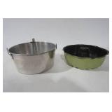 Bundt Pan & Angel Food Cake Pan