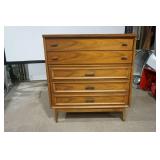 5 Drawer Wooden Dresser