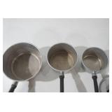 Wearever Aluminum Sauce Pots (3ct) & 1 Lid
