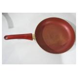 3 Frying Pans & 1 Sauce Pot (all with lids)