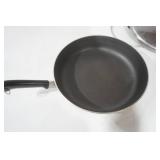 3 Frying Pans & 1 Sauce Pot (all with lids)