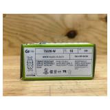 Leviton 15 amps 125 V Duplex White Outlet 5-15R 1 pk