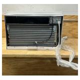 LG ROOM AIR CONDITIONER 10,000 BTU (damaged)