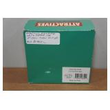 Magnetic Salt and Pepper Shaker Set - Love at First Bite