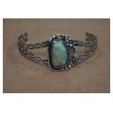Turquoise Bracelet with Flowers