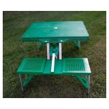 Green Portable Picnic Table – 33.5" x 52" x 28"