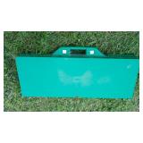 Green Portable Picnic Table – 33.5" x 52" x 28"