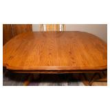 Oak Dining Table with 4 Chairs – Includes 2 Leaves