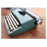 Vintage Sears Citation Portable Typewriter – Teal Blue