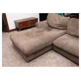 4-Piece Sectional Couch – HOM Furniture