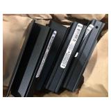 PEAK Modular Fencing Matte Black Aluminum 1x6 Wood Board Bracket for an Outdoor Privacy Fence System  Customer Returns See Pictures
