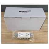 10 Brand New 20 AMP/125V Decorator Receptacle Outlet with Tamper Resistant (TR) Standard Electrical Wall Outlet White *N 10 Brand New 20 AMP/125V Decorator Receptacle Outlet with Tamper Resistant (TR) Standard Electrical Wall Outlet White *N