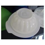 Tupperware & Food Storage
