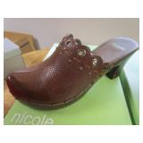 Size 7.5 Sandals & Mules
