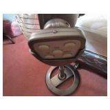 Pedestal Fan w/ Remote
