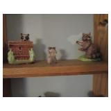 Shelf, Trinkets