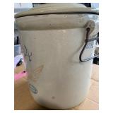 RW 4 gal crock