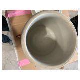 RW 4 gal crock