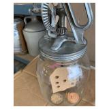Dandy butter churn, misc