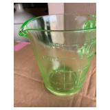 Uranium glass 4 cup measure