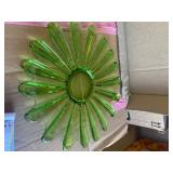 Federal glass limelight green serving set