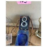 Misc lot, pottery, rw, camera, sewing machine
