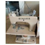 Misc lot, pottery, rw, camera, sewing machine