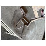 2 Bale Hooks