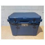 Yeti Tundra 35 Hard Cooler Navy Yeti Tundra 35 Hard Cooler Navy