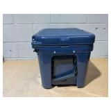 Yeti Tundra 35 Hard Cooler Navy Yeti Tundra 35 Hard Cooler Navy