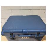 Yeti Tundra 35 Hard Cooler Navy Yeti Tundra 35 Hard Cooler Navy