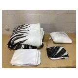 Boo Home Collection 10 Piece Complete Bedding Set King Boo Home Collection 10 Piece Complete Bedding Set King