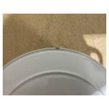 Lodge Cast Iron 5.5qt Oyster White Enameled Dutch Oven Lodge Cast Iron 5.5qt Oyster White Enameled Dutch Oven