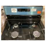 Whirlpool 30-in 4 burners 5.1-cu ft Freestanding Natural Gas Range ( Stainless Steel ) (DAMAGED Please see pictures) Whirlpool 30-in 4 burners 5.1-cu ft Freestanding Natural Gas Range ( Stainless Steel ) (DAMAGED Please see pictures)