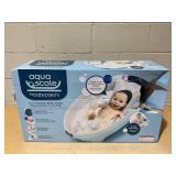 Baby Patent Aqua Scale 3-in-1 Digital Scale Water Thermometer and Infant Tub Baby Patent Aqua Scale 3-in-1 Digital Scale Water Thermometer and Infant Tub
