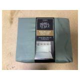 Hotel Style 4-Piece 600 Thread Count Green Egyptian Cotton Adult Bed Sheet Set, Queen Hotel Style 4-Piece 600 Thread Count Green Egyptian Cotton Adult Bed Sheet Set, Queen