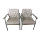 2 Chairs 2 Chairs