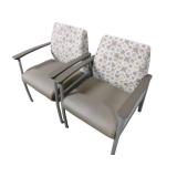 2 Chairs 2 Chairs