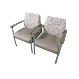 2 Chairs 2 Chairs
