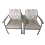 2 Chairs 2 Chairs