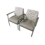 2 Chairs 2 Chairs