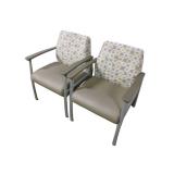 2 Chairs 2 Chairs