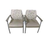 2 Chairs 2 Chairs