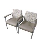 2 Chairs 2 Chairs