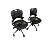 2 Herman Miller Caper Chairs 2 Herman Miller Caper Chairs