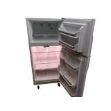 Kenmore Refridgerator & Freezer Kenmore Refridgerator & Freezer