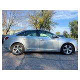 2011 CHEVROLET CRUZE LT (NO RESERVE)