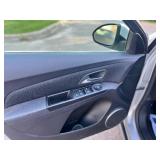 2011 CHEVROLET CRUZE LT (NO RESERVE)