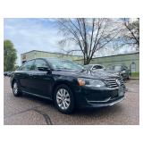 2012 VOLKSWAGEN PASSAT S *Certified Pre-Owned* (NO RESERVE)