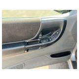 2005 FORD RANGER XLT *4X4*